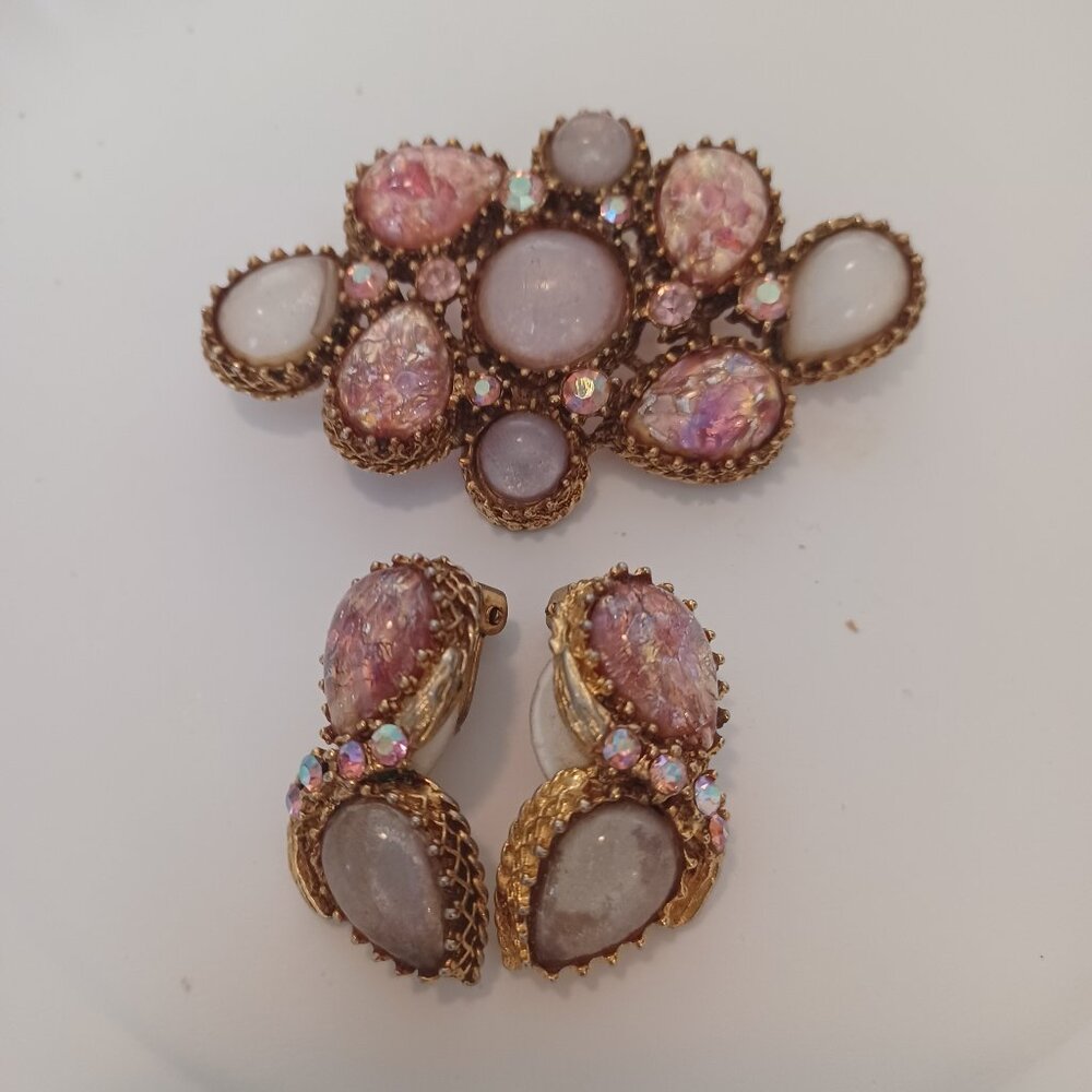 Vintage Opaline Pink Glass Rhinestone Filigree Brooch Earring Set
